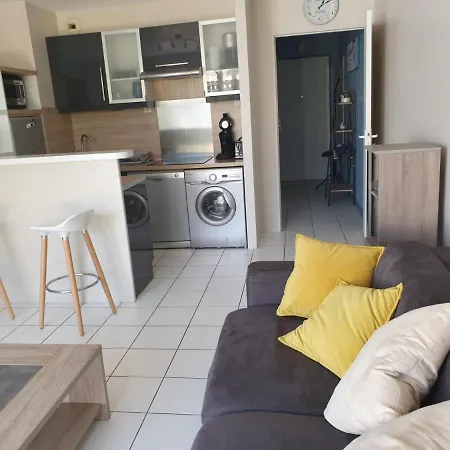 Spacieux T2 Gd Confort Jardin Et Garage Privatifs Apartament *