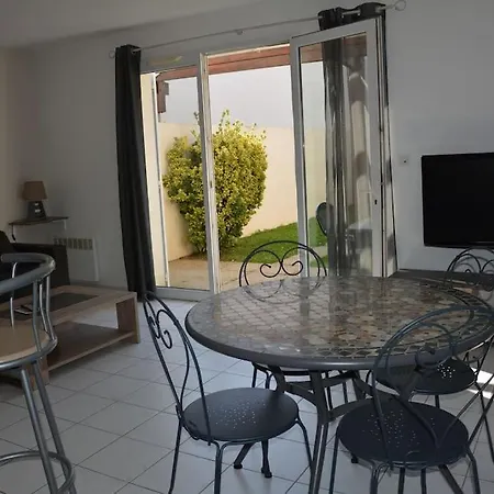 Spacieux T2 Gd Confort Jardin Et Garage Privatifs * Λα Ροσέλ